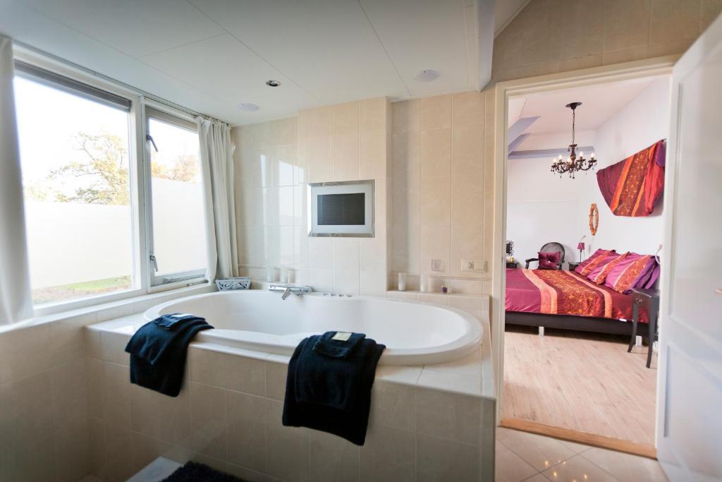 Hotel Het Heerenhuys Ruinerwold Camera foto